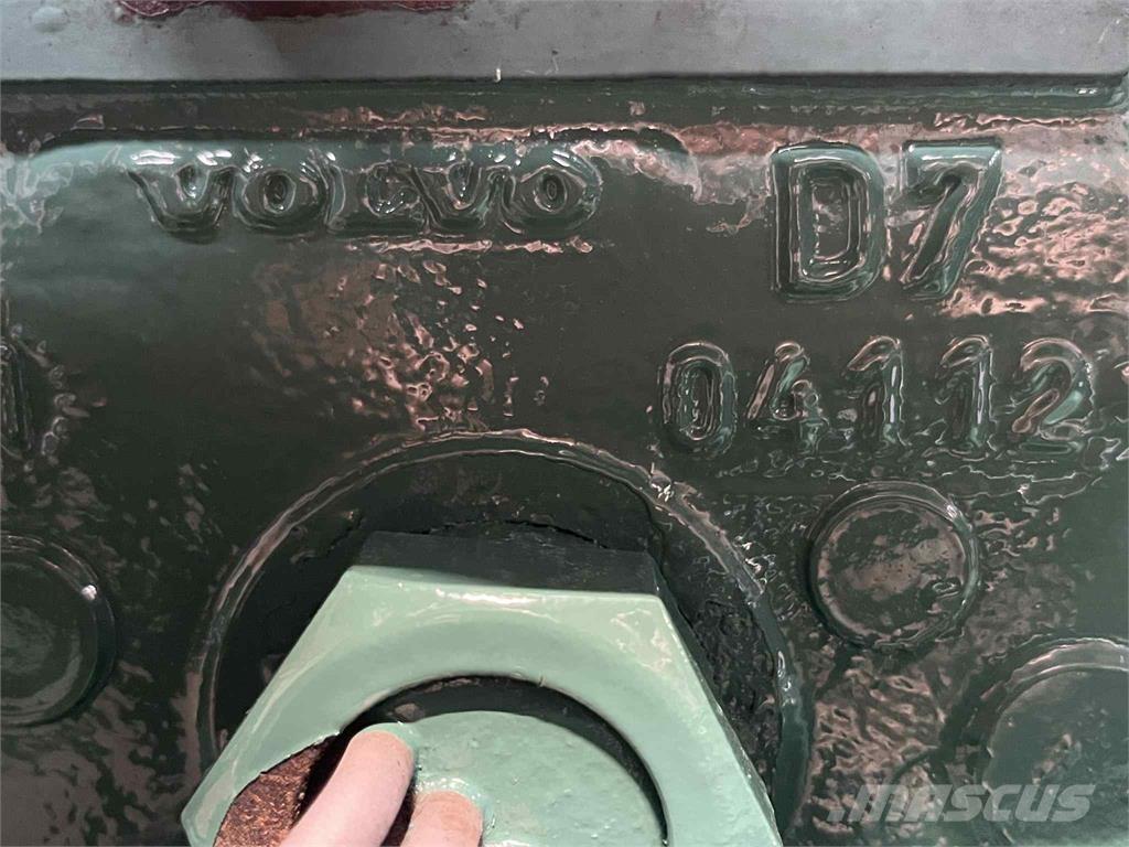 Volvo D7C motor 엔진