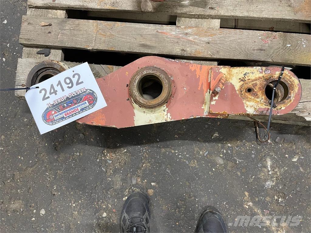 Volvo L120 Link Arm 기타 부품  
