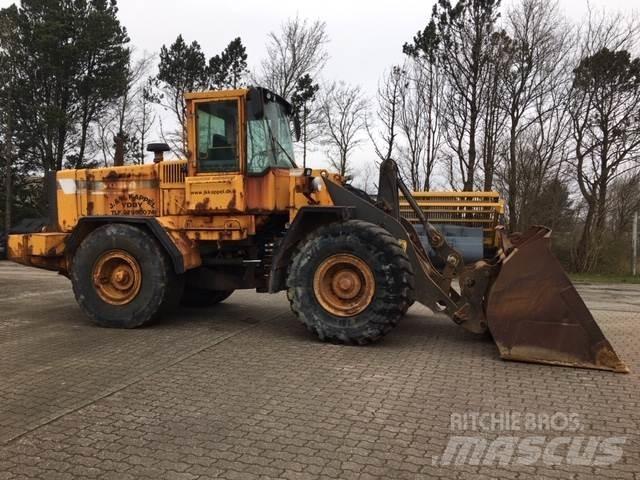 Volvo L120C til ophug  휠로우더