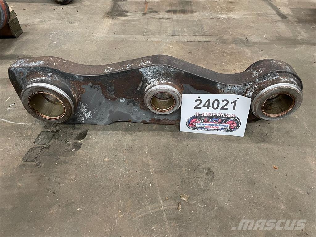 Volvo L120E Link Arm 기타 부품  
