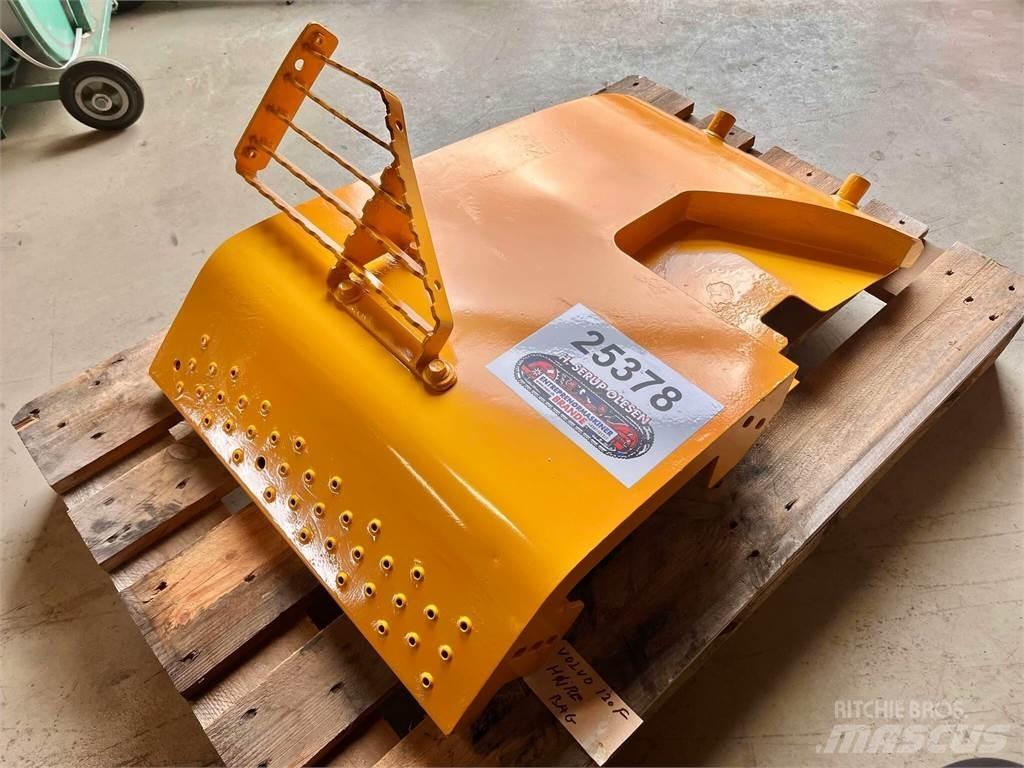 Volvo L120F bagskærm 기타 부품  