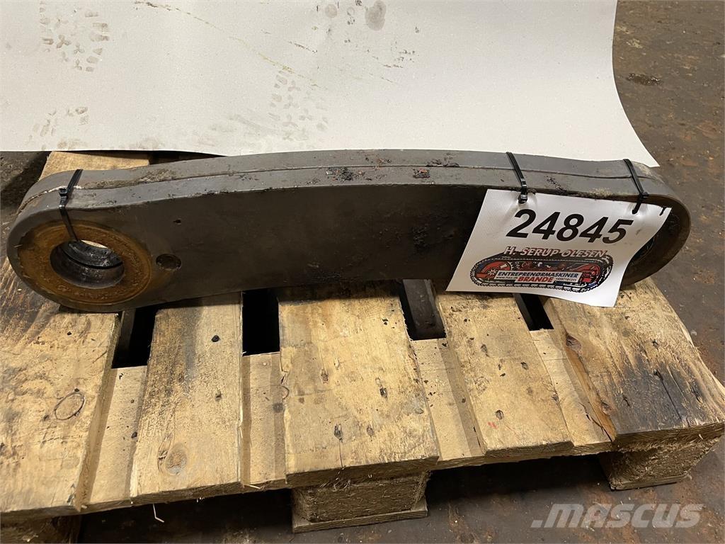 Volvo L120F Link Arm 기타 부품  