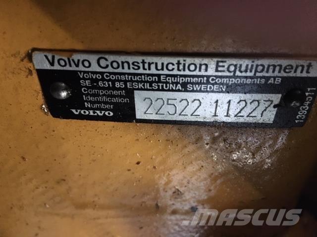 Volvo L180E Transmission 트랜스미션