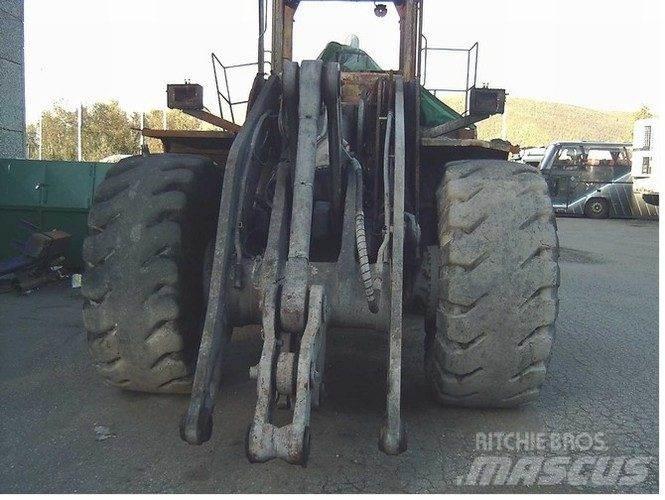 Volvo L220E til ophug  휠로우더
