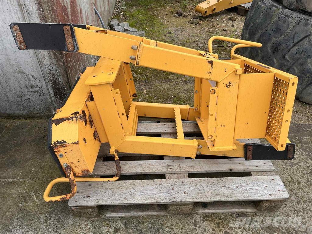 Volvo L220E trappe 기타 부품  