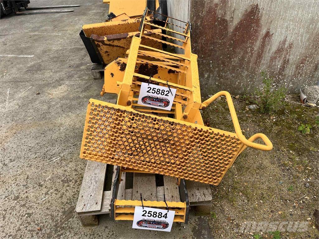 Volvo L220E trappe 기타 부품  