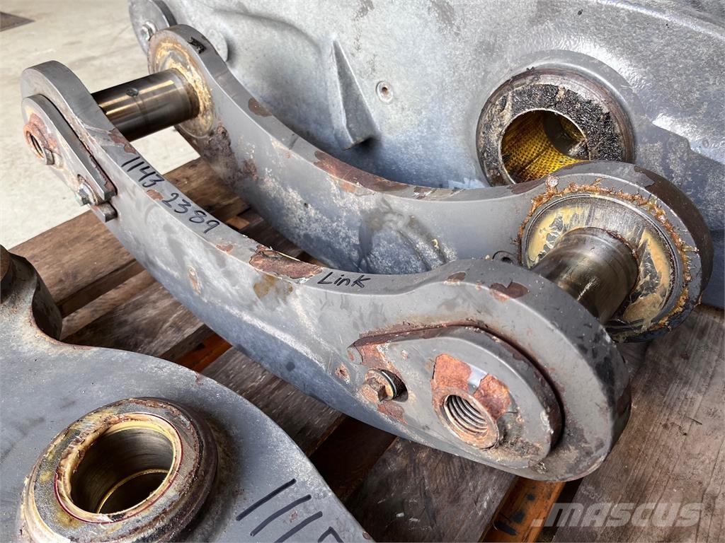 Volvo L60H Link Arm 기타 부품  