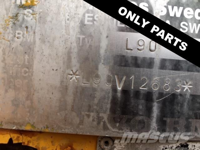 Volvo L90B til ophug  휠로우더