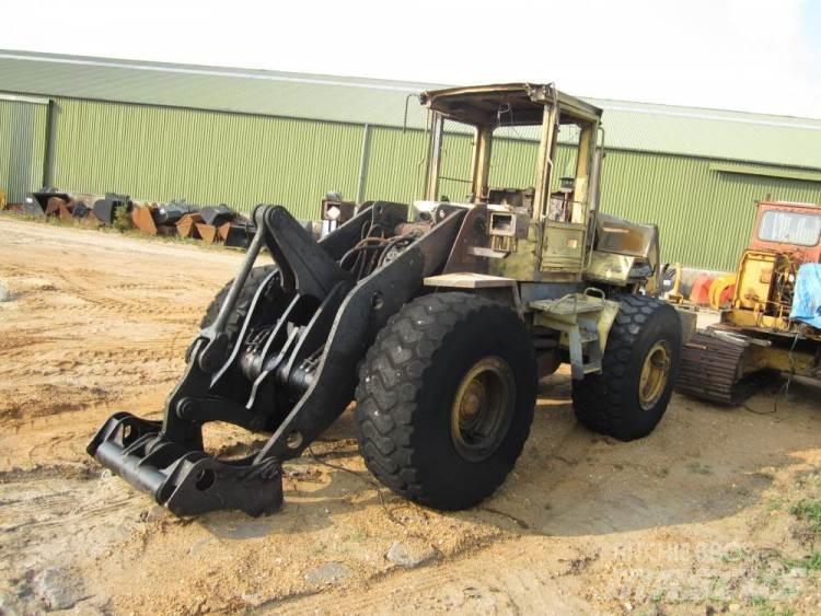 Volvo L90C til ophug  휠로우더