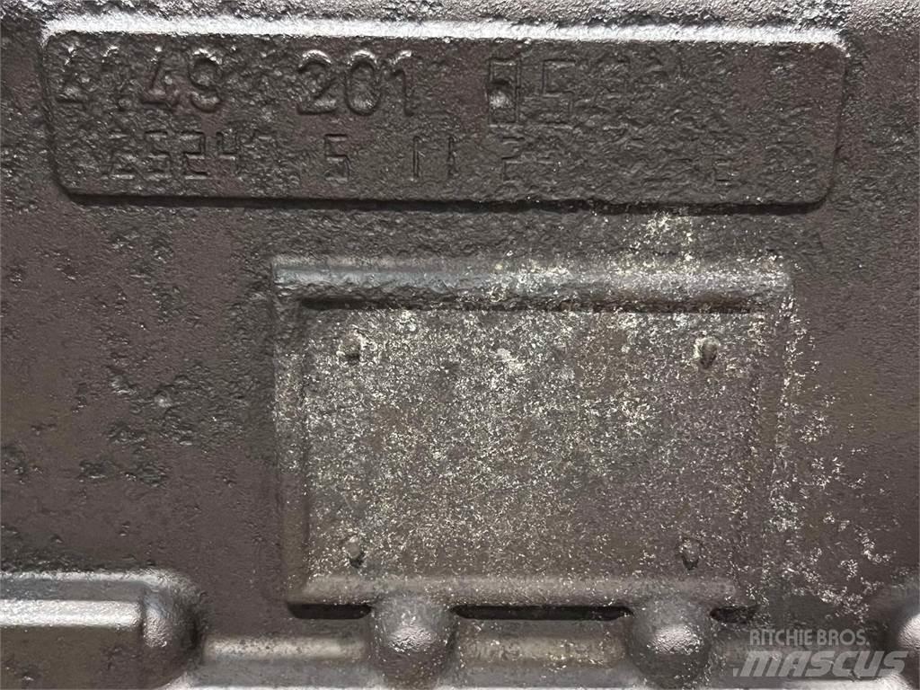 ZF transmission 트랜스미션