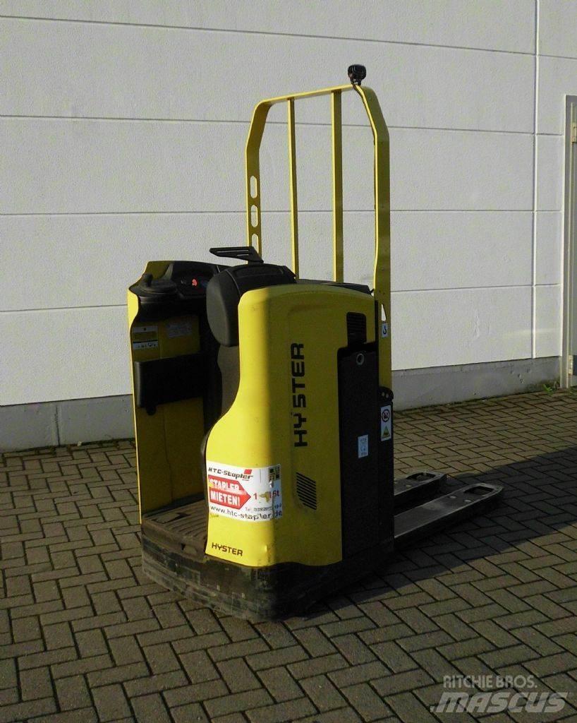 Hyster RP2.0N 보행식 리치 지게차