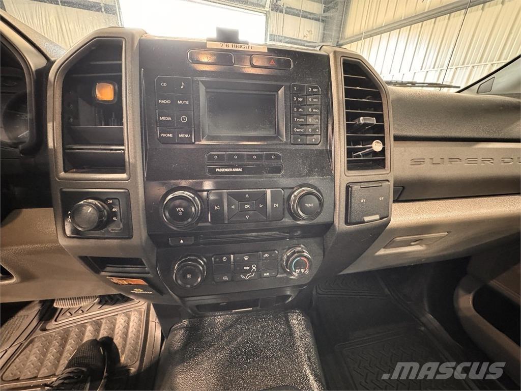 Ford F-250 시립/다목적 차량