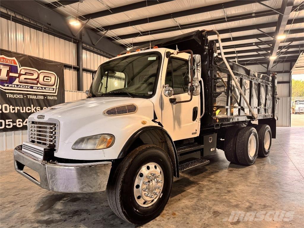 Freightliner M2 덤프 트럭