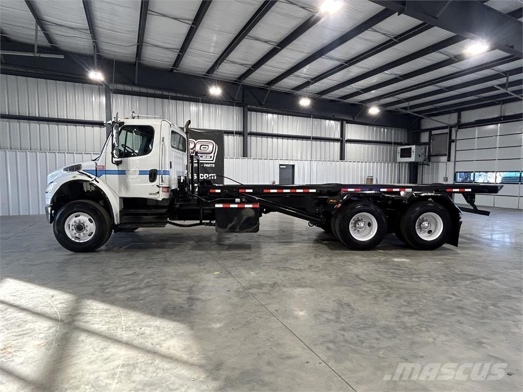 Freightliner M2 컨테이너 트럭