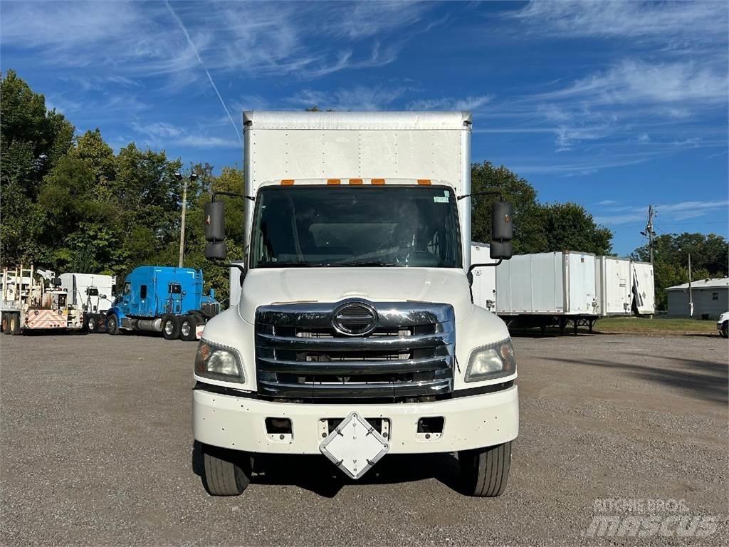 Hino 268 탑차 트럭