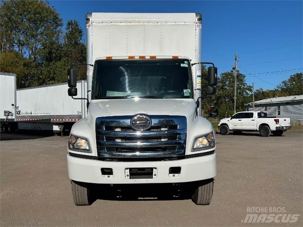 Hino 268 탑차 트럭
