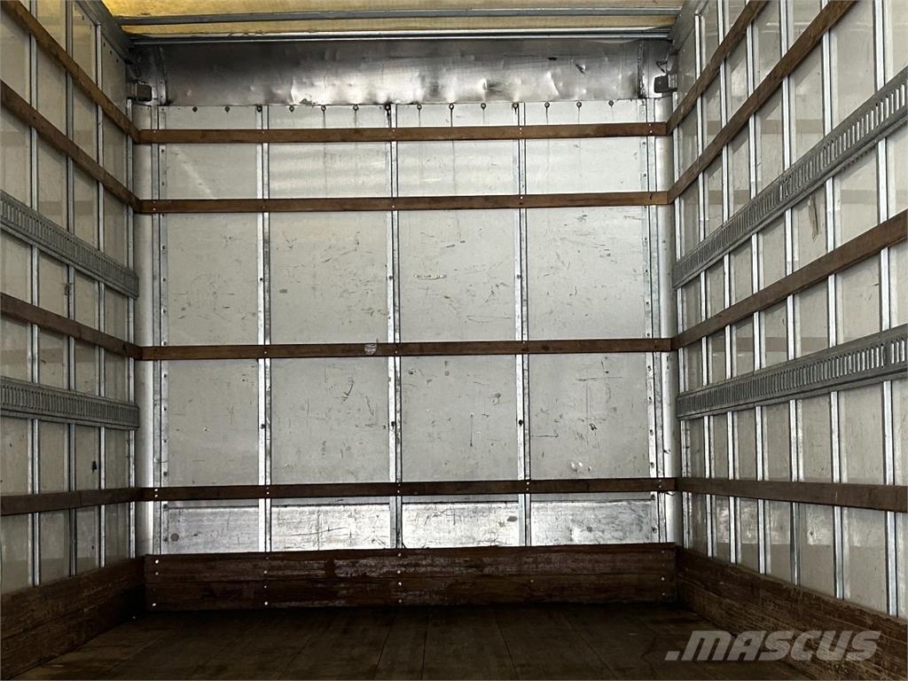 International 4300 탑차 트럭