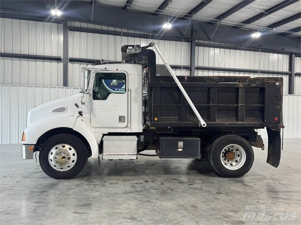 Kenworth T300 덤프 트럭