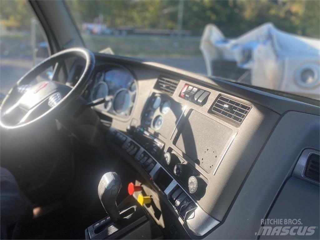 Kenworth T680 트랙터 유닛