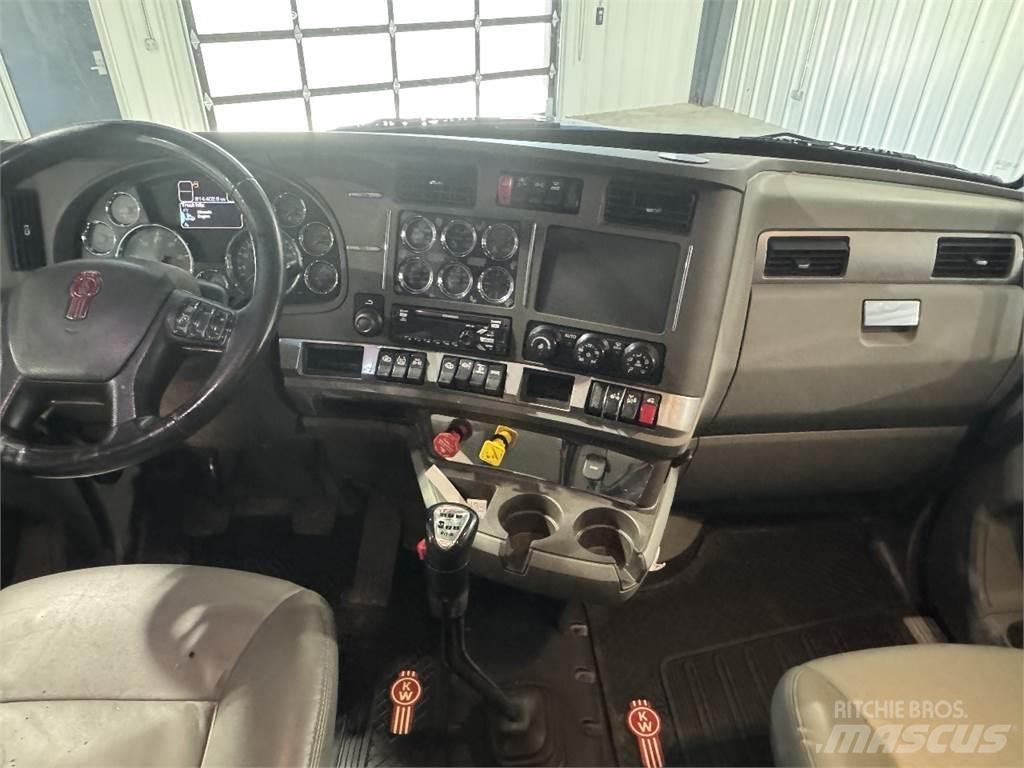 Kenworth T680 트랙터 유닛