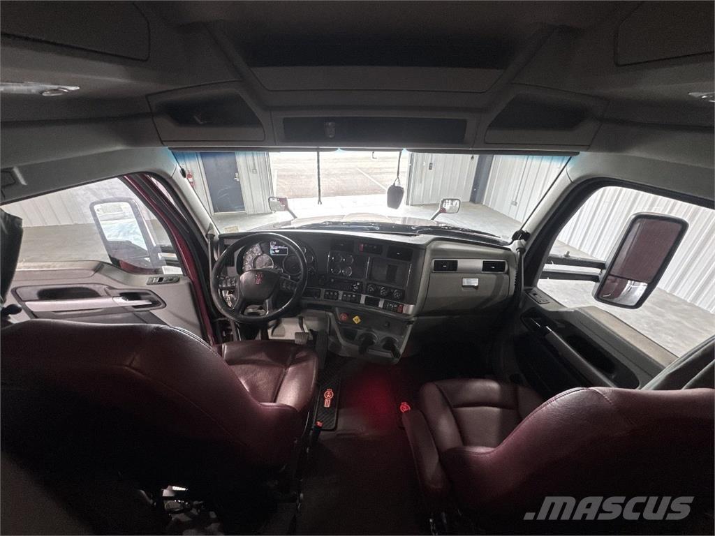 Kenworth T680 트랙터 유닛