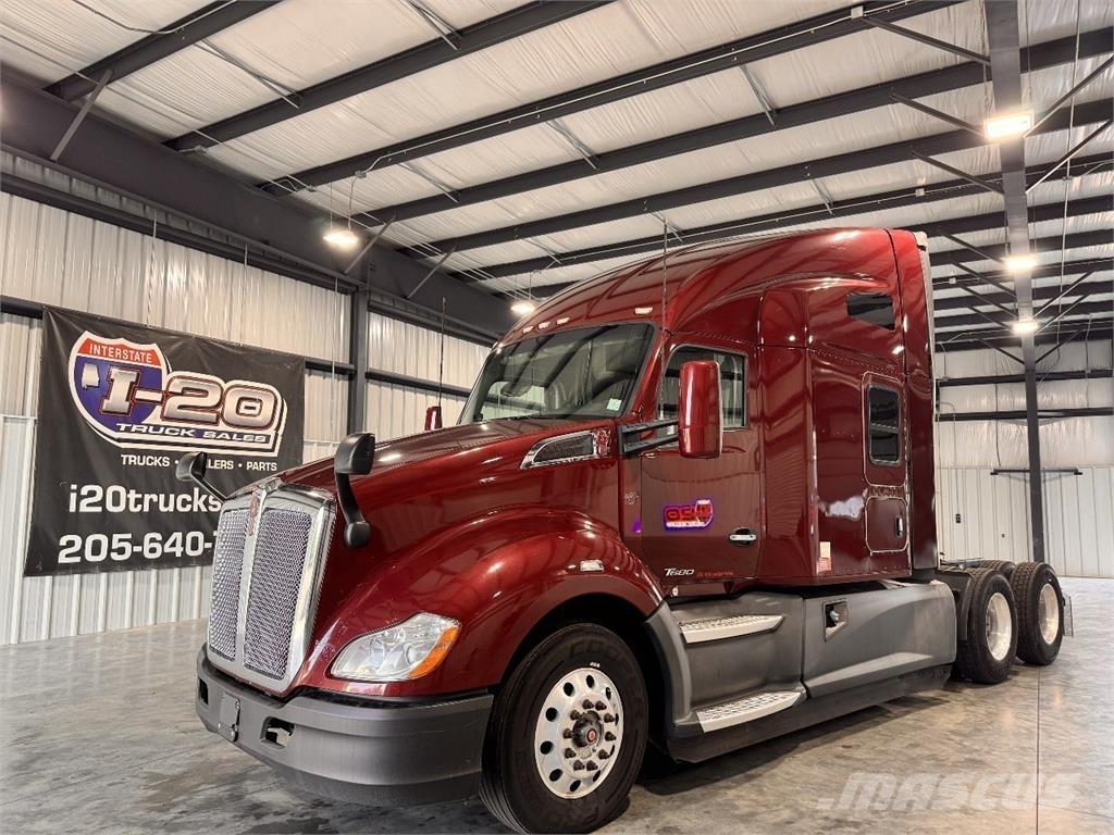 Kenworth T680 트랙터 유닛