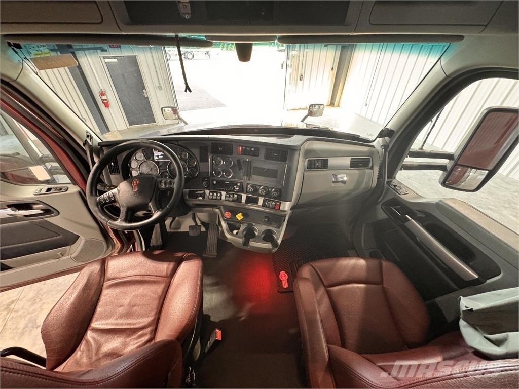 Kenworth T680 트랙터 유닛