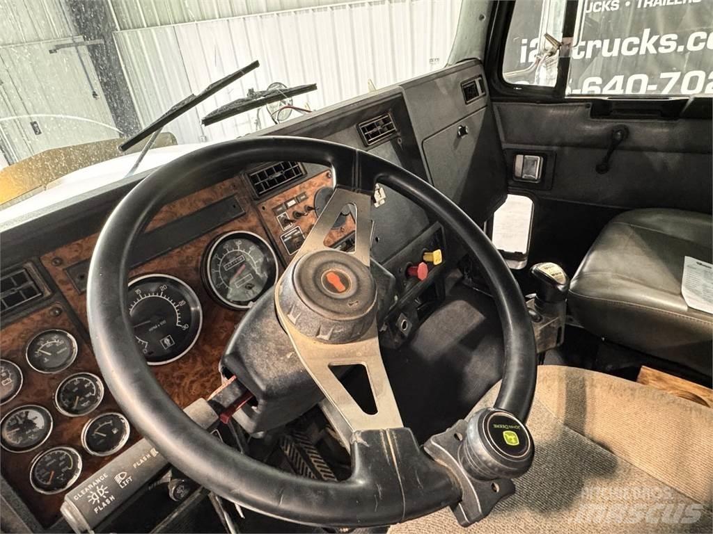 Kenworth T800 트랙터 유닛