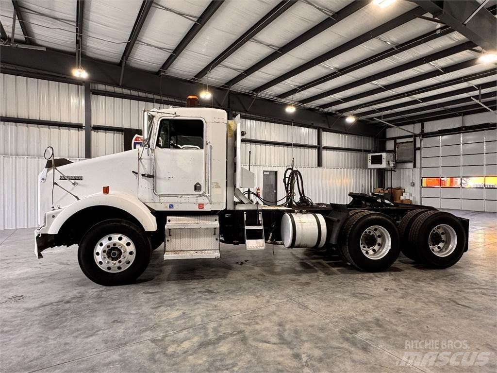 Kenworth T800 트랙터 유닛