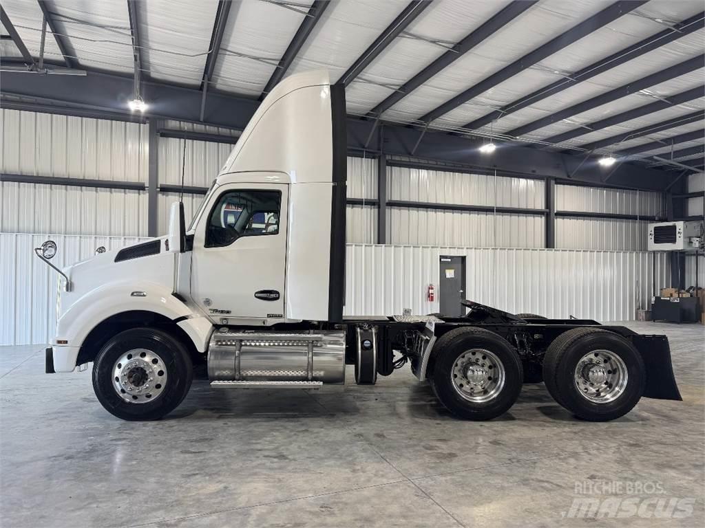Kenworth T880 트랙터 유닛
