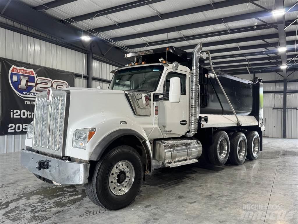 Kenworth W990 덤프 트럭