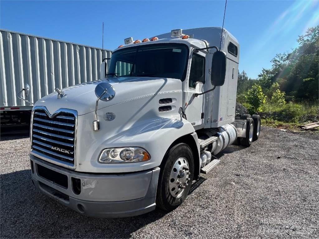 Mack CXU613 트랙터 유닛