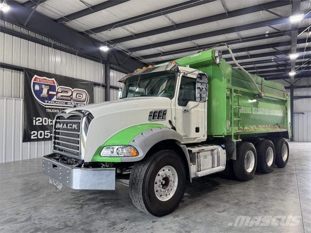 Mack Granite 덤프 트럭