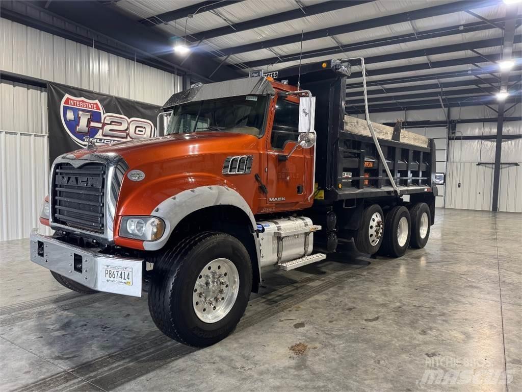 Mack GU433 덤프 트럭