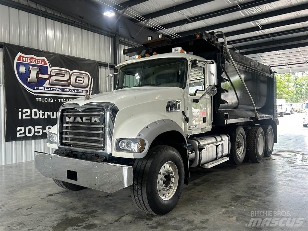 Mack GU713 덤프 트럭