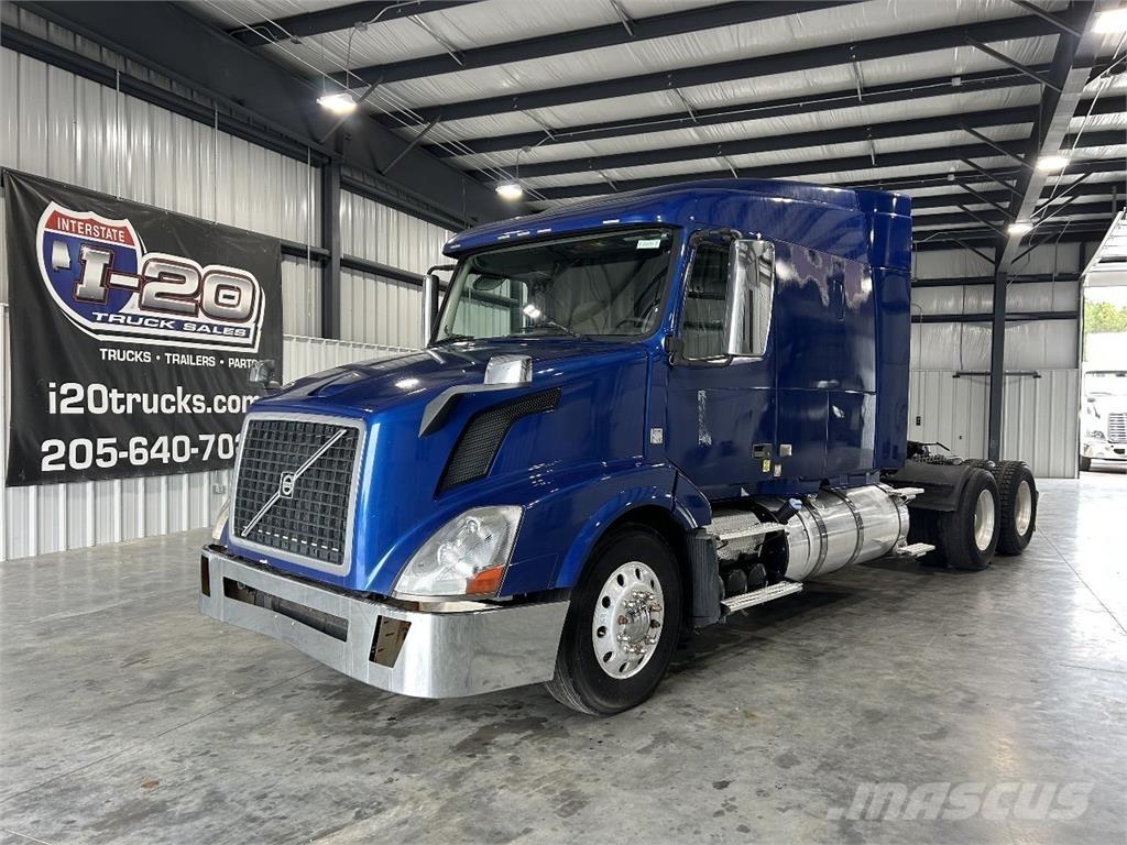 Volvo VNL630 트랙터 유닛