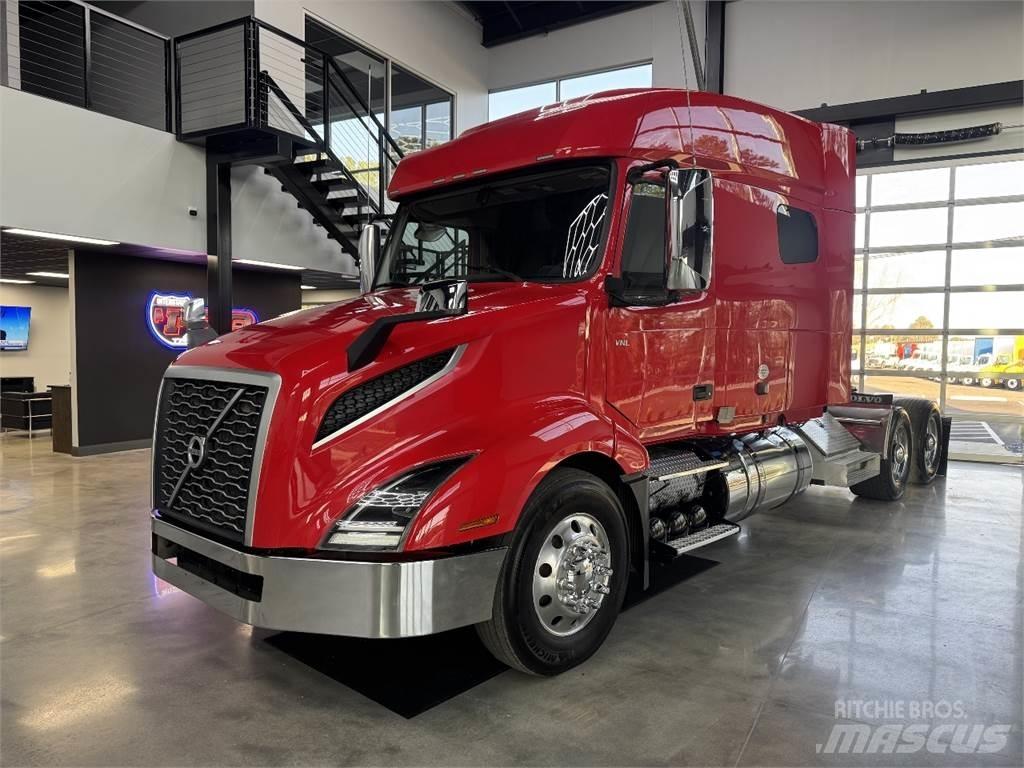 Volvo VNL64T740 트랙터 유닛