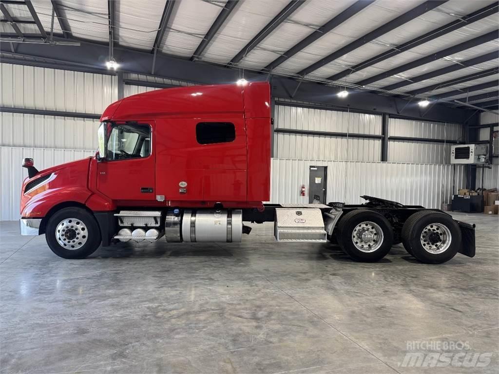 Volvo VNL64T740 트랙터 유닛