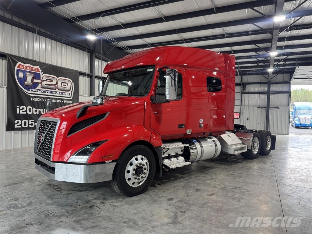 Volvo VNL64T740 트랙터 유닛