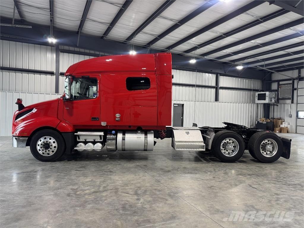 Volvo VNL64T740 트랙터 유닛