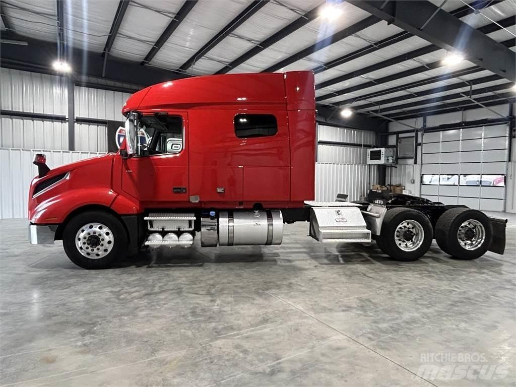 Volvo VNL64T740 트랙터 유닛
