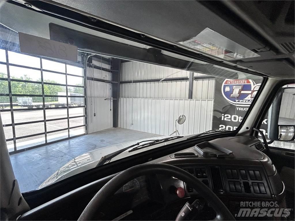 Volvo VNM 트랙터 유닛