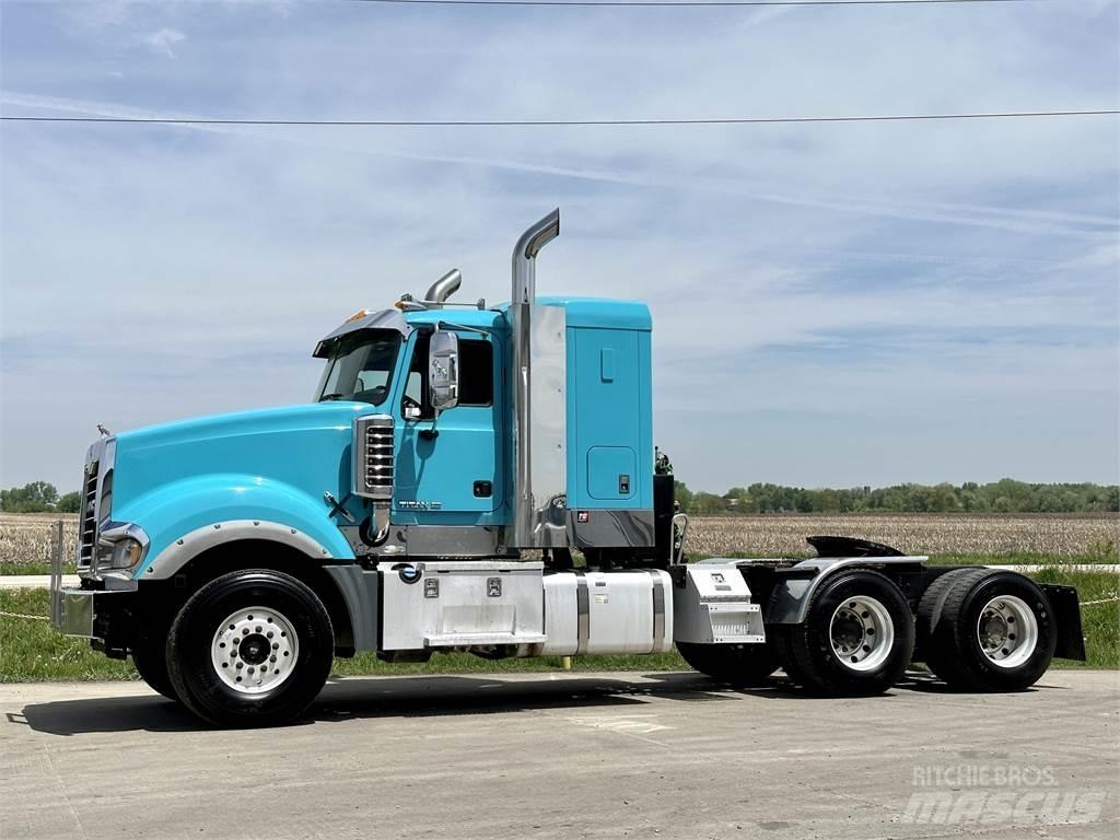 Mack Titan TD713 트랙터 유닛