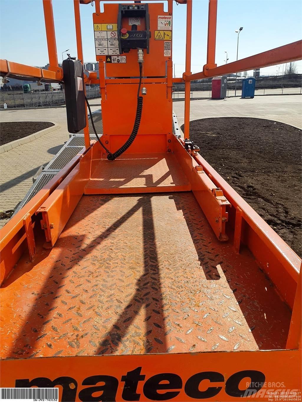 JLG 2032ES 가위형 리프트