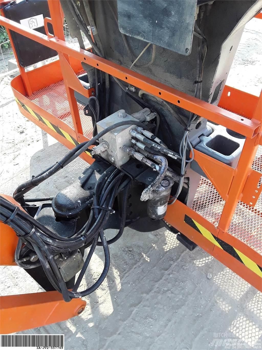 JLG 860SJ 관절형 전동이동 리프트