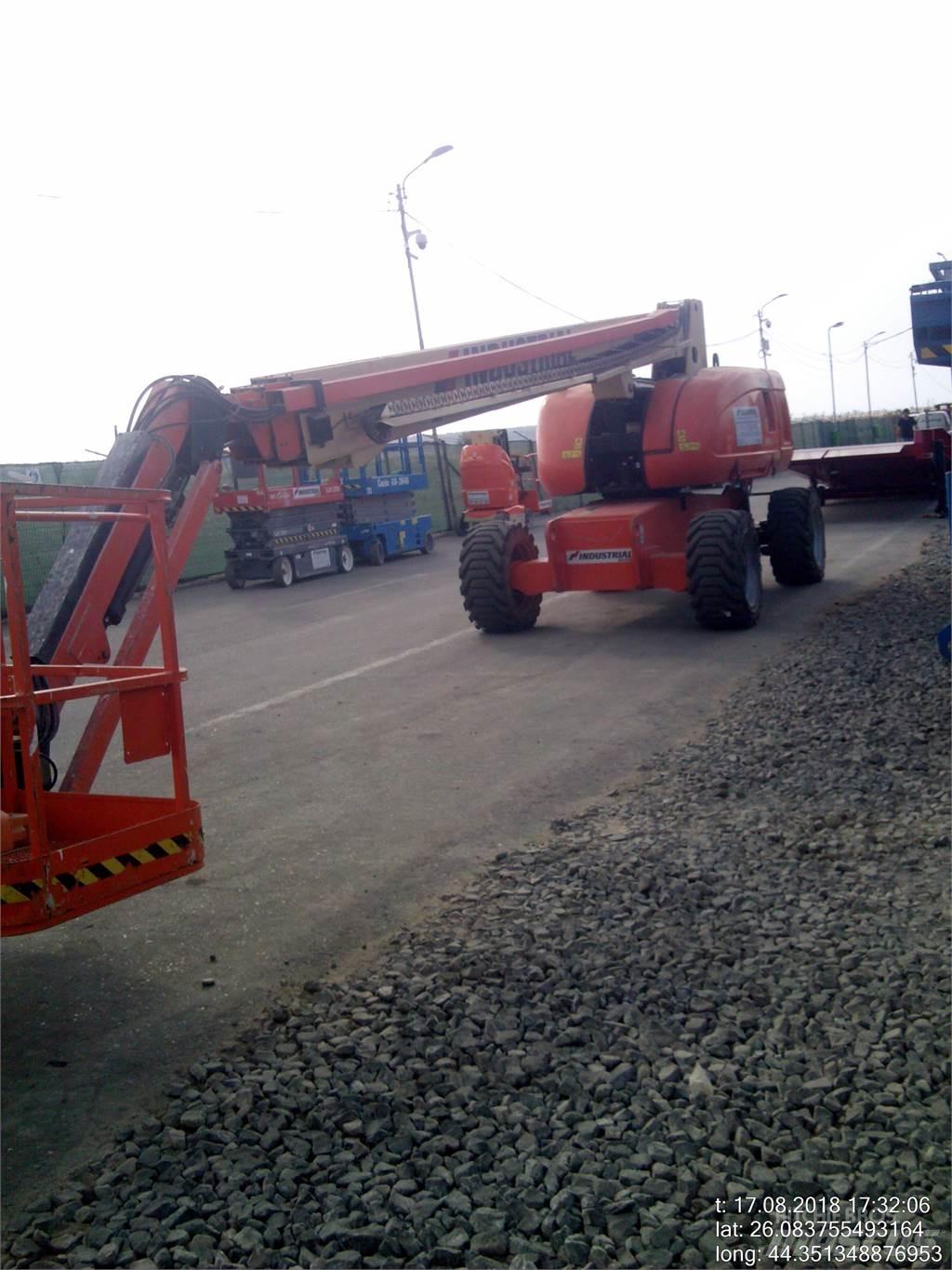 JLG 860SJ 관절형 전동이동 리프트