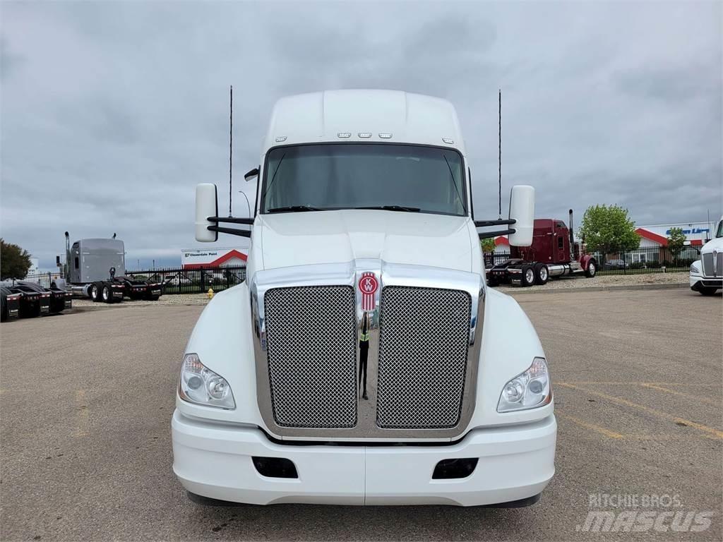 Kenworth T680 트랙터 유닛