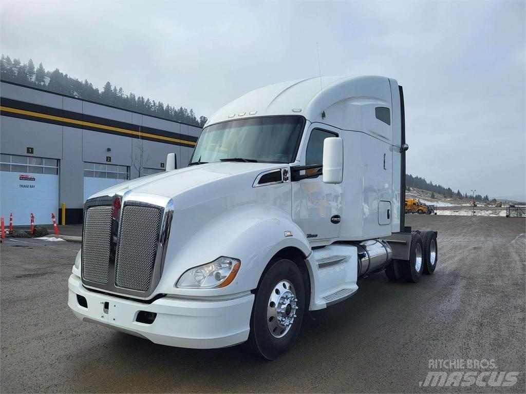 Kenworth T680 새시 운전실 트럭