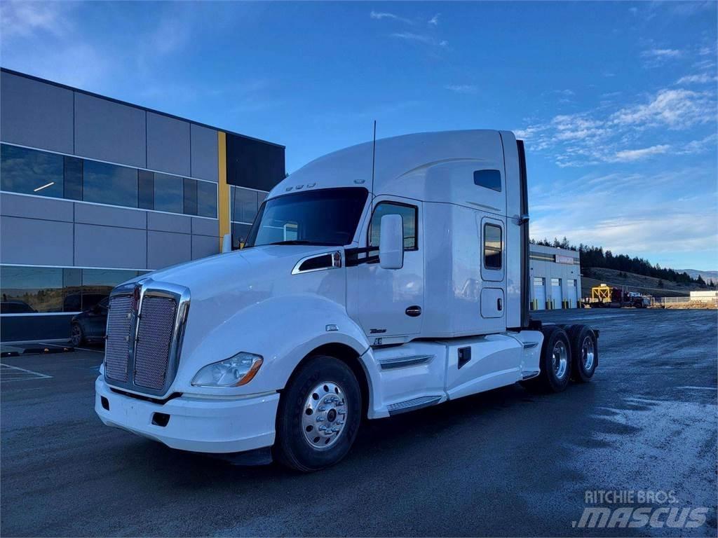 Kenworth T680 새시 운전실 트럭
