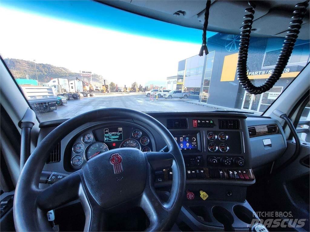 Kenworth T680 새시 운전실 트럭